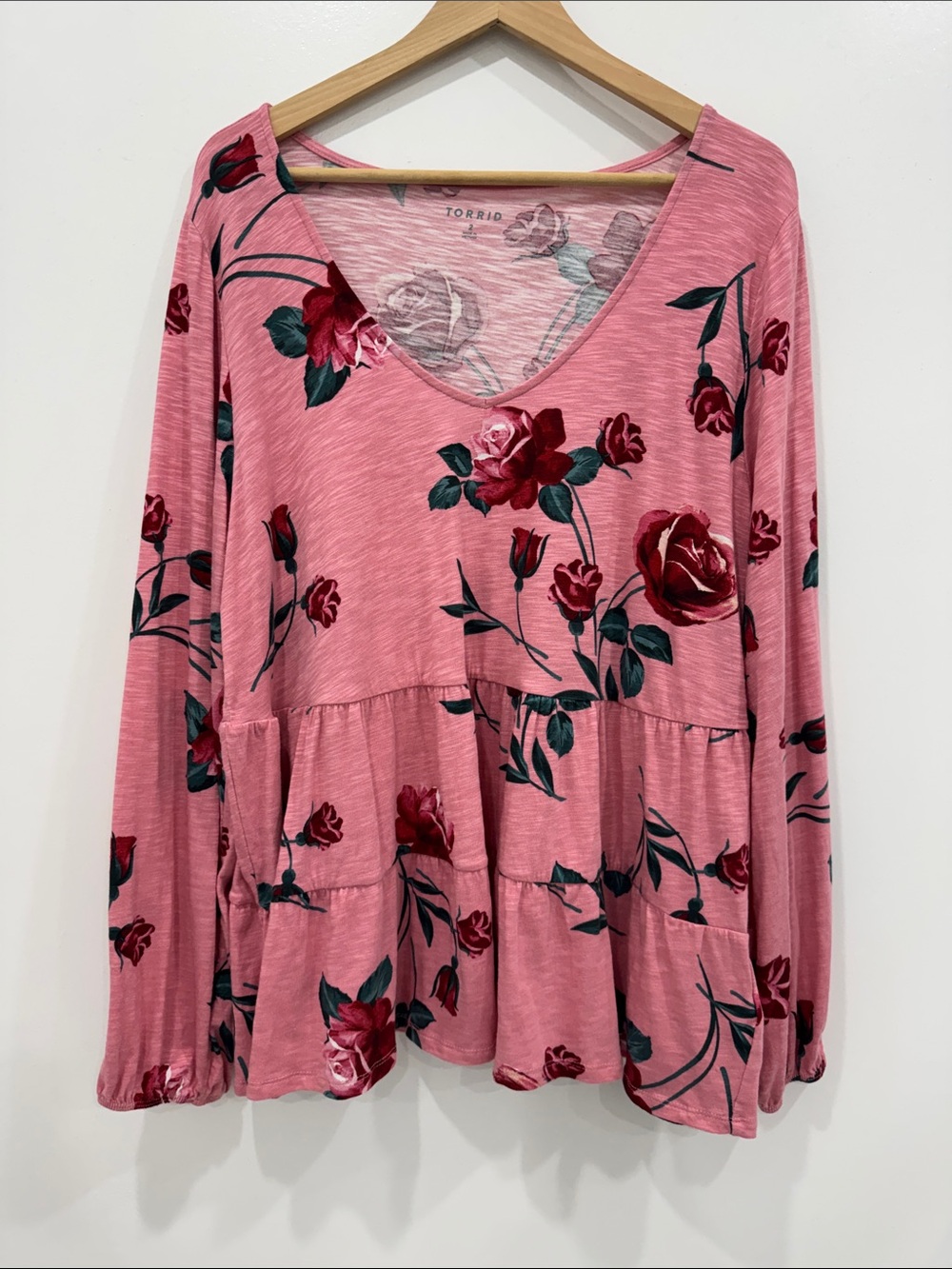 Torrid Floral V-Neck Tiered Babydoll Top Size 2 (18-20) Pink